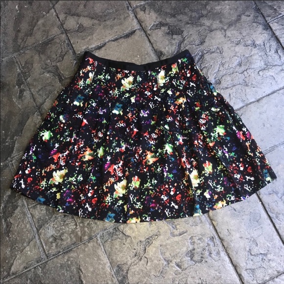 SALE 🔥2/$40🔥 GAP Confetti Skirt with pockets - Picture 3 of 8